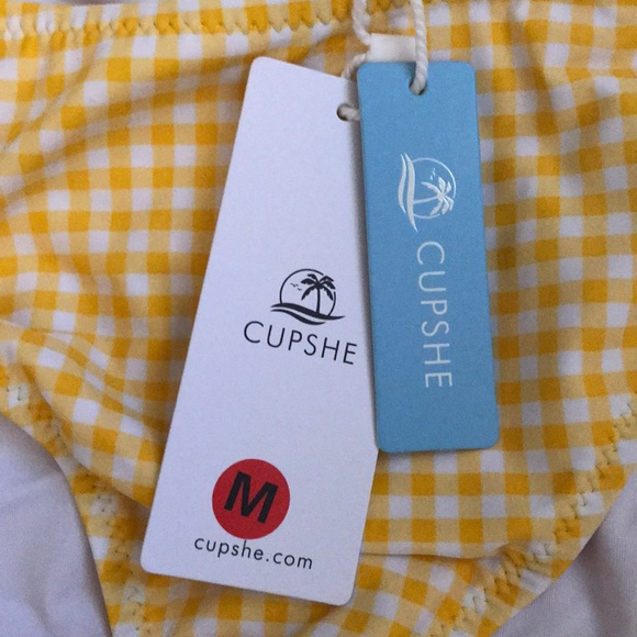 Cupshe Bikini - Picture 2 of 4